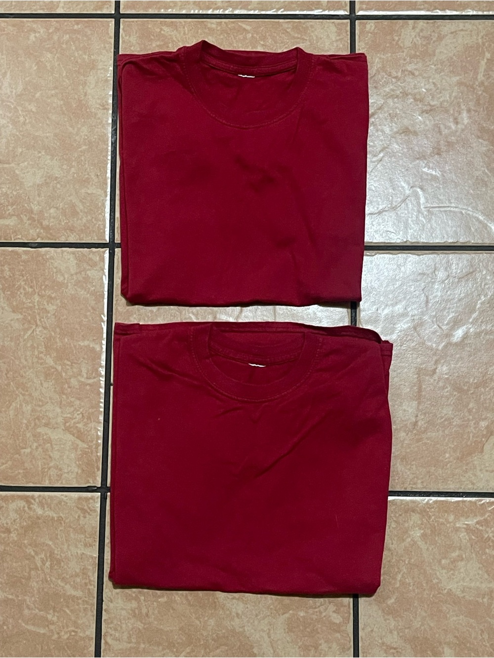 Send offer Set of 3 Gildan Classic Crewneck Tee Pair - Deep Red